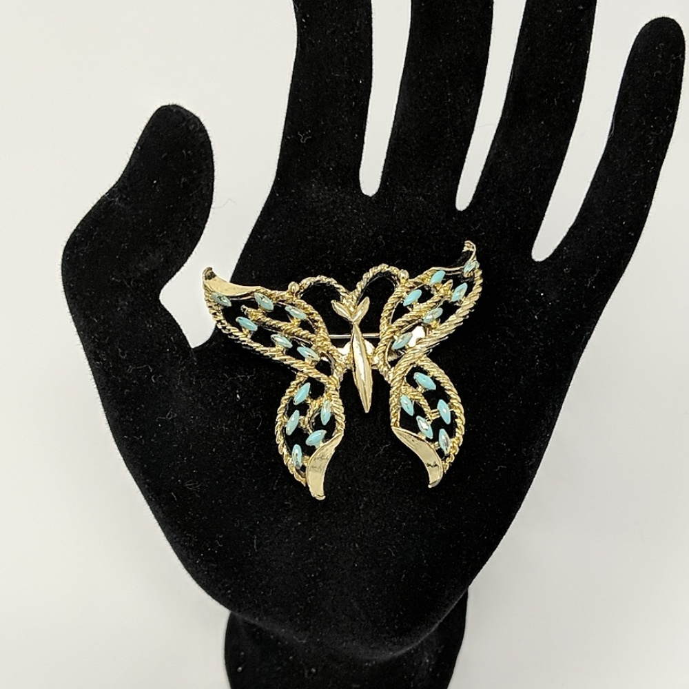 EUC ~ VINTAGE Butterfly Brooch / Pin